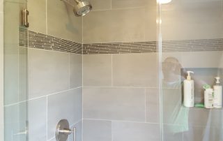 A see through stand up shower