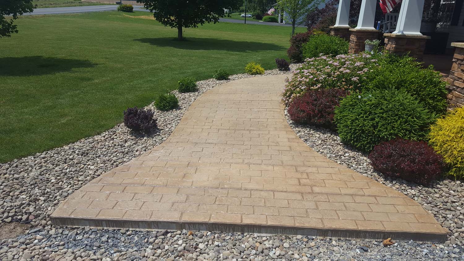 sidewalk paver services for residential properties